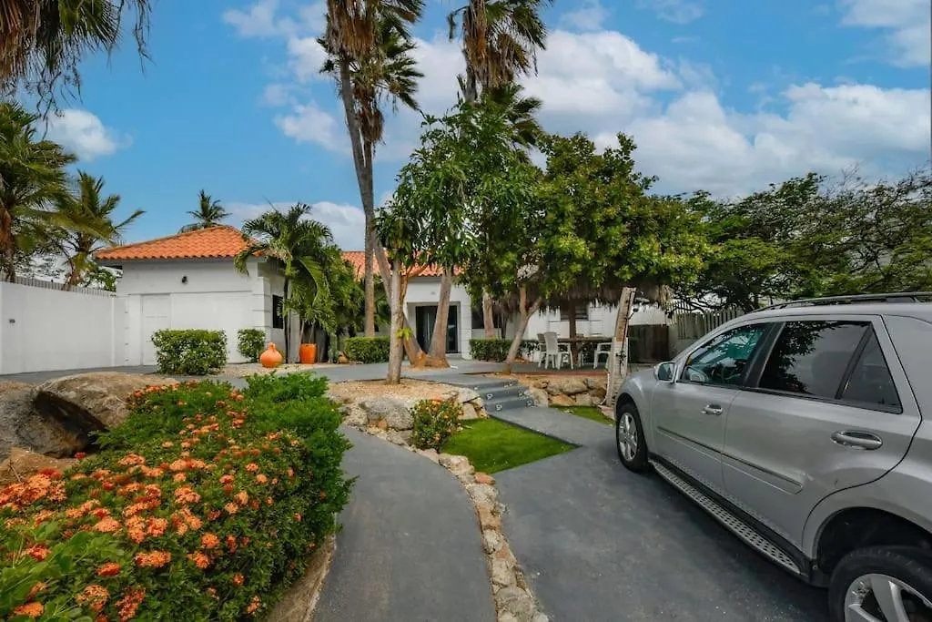 5 Bedroom Villa Nune With Pool Paradera Apartamento
